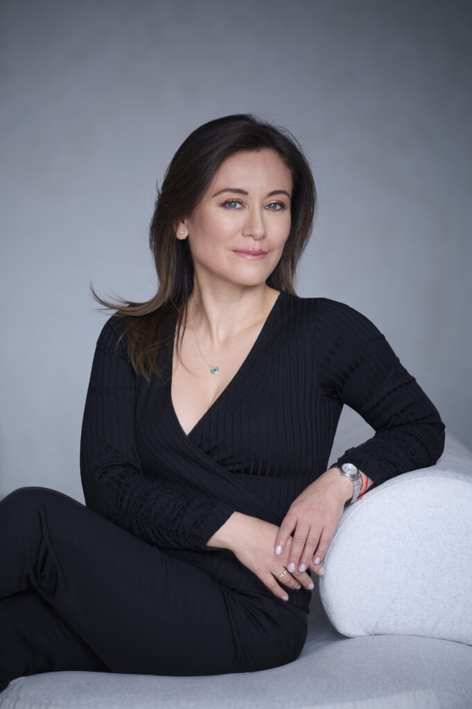 Angelica_Ardila_Portrait_session_092_@2kg.co_-681x1024