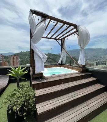 terraza-hotel-tequendama-mdellin-dysruptia-agencia-digital-colombia